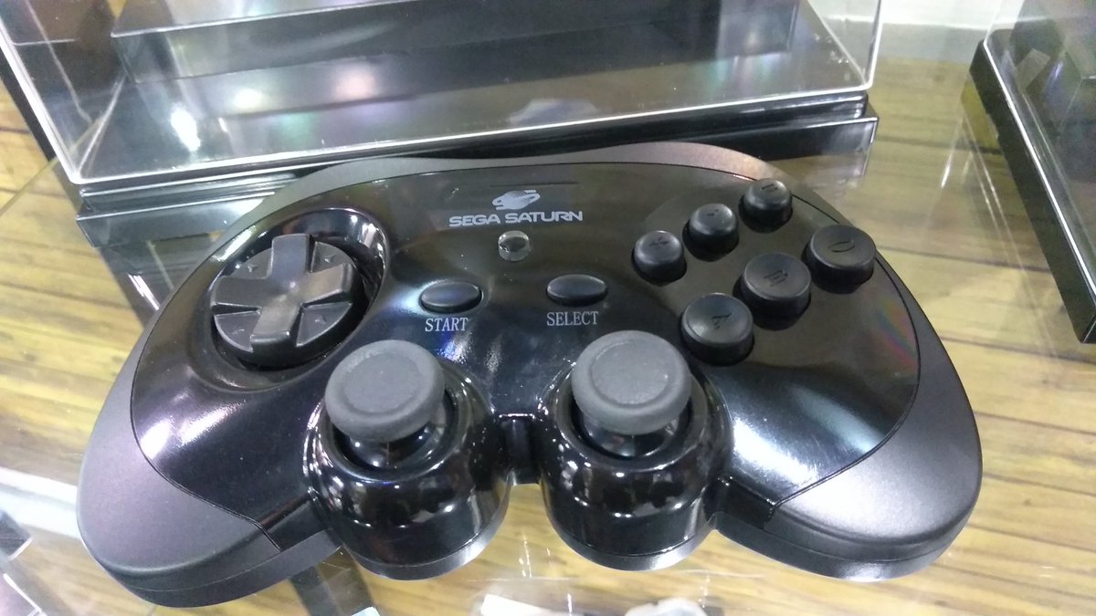 Wireless Pro Saturn controllers with hall effect analog sticks announced by  Retro-Bit; coming December » SEGAbits - #1 Source for SEGA News